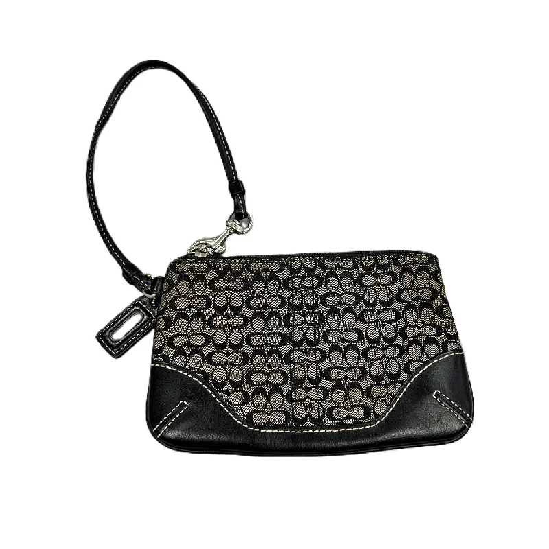 Ladies Coach Tabby bags with a detachable shoulder strapWristlet Designer By Coach, Size: Small