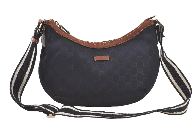 Gucci tote bags for women with a water - resistant coatingAuthentic GUCCI Shoulder Cross Body Bag Purse GG Nylon Leather 181092 Navy 6814K