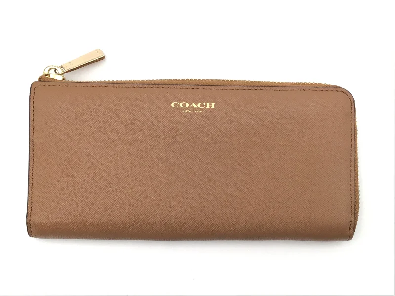 Coach Rogue bags with a detachable shoulder strap for versatile carryingWallet Designer By Coach, Size: Large