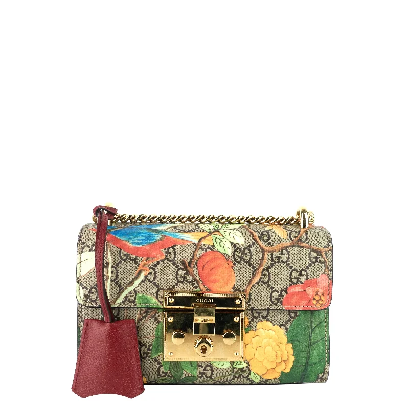 Ladies Gucci Dionysus bags with a star - shaped charmTian Padlock Small GG Supreme Canvas Shoulder Bag