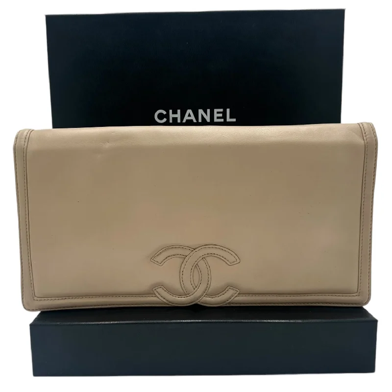 Chanel bags available at online luxury retaileCHANEL Lambskin Clutch/Waistbag