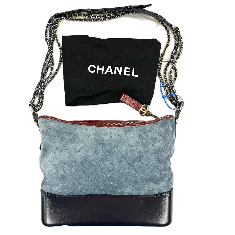 Chanel Handbag with Adjustable Strap for ComfortHandbag Luxury Designer By Chanel, Size: Large