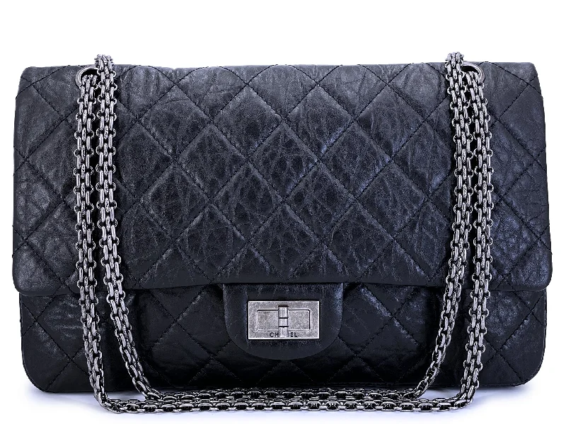 Chanel Black Handbag for Business MeetingsPristine Chanel 2009 Vintage Black Reissue 227 2.55 Large Flap Bag RHW P3L