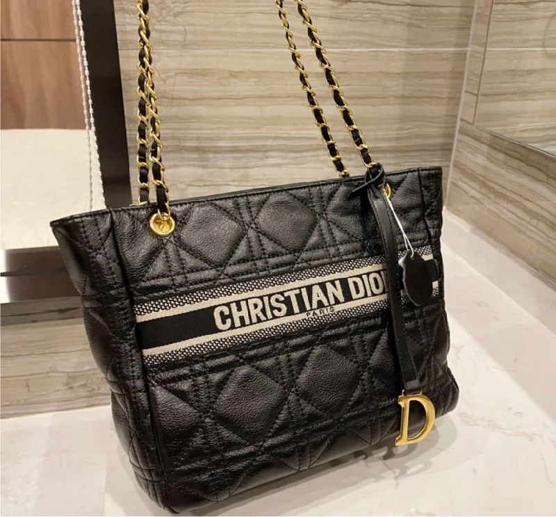 Christian Dior crossbody bags with a front - flap pocket for easy accessBlack Dior woman handbag