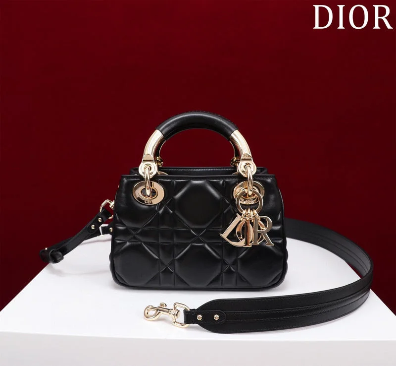 Fashion - forward Christian Dior tote bags for the modern womanBC - Dior Bags - 1022