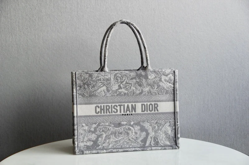 Christian Dior Saddle bags with a studded trim for a bold lookChristian Dior  Bags - 2721