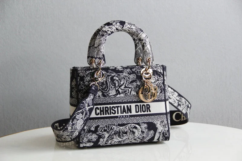 Christian Dior Saddle bags with a studded trim for a bold lookChristian Dior  Bags - 2745