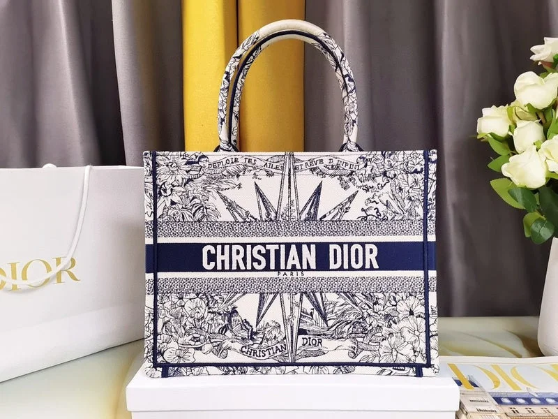 Luxury Christian Dior crossbody bags with a chain - link strapChristian Dior  Bags - 2748