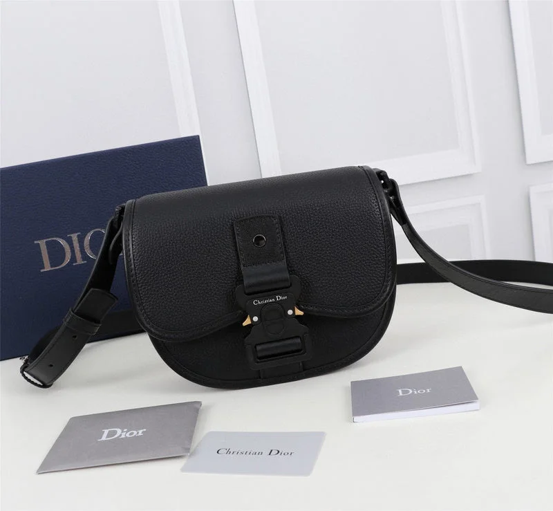 Trendsetting Christian Dior crossbody bags with a colorful strapChristian Dior  Bags - 2767