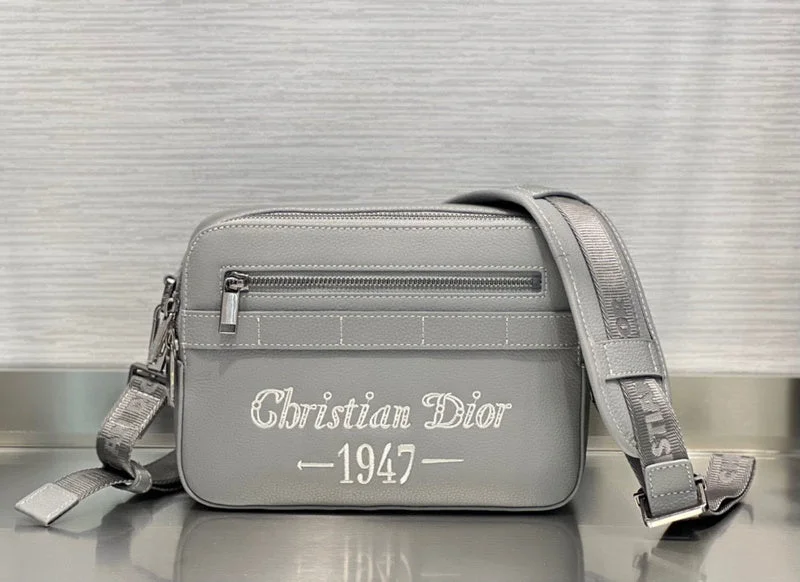 Christian Dior Saddle bags with a distressed leather finishChristian Dior  Bags - 2771