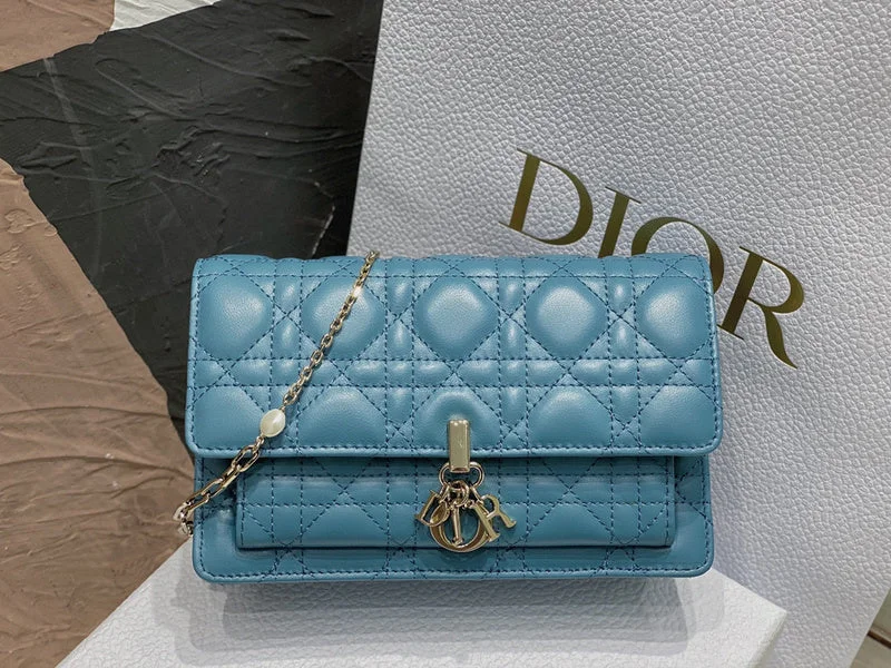 Christian Dior bags with a detachable coin purse insideChristian Dior  Bags - 3117