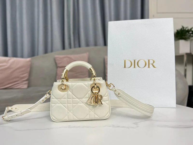 Luxury Christian Dior crossbody bags with a chain - link strapChristian Dior  Bags - 317