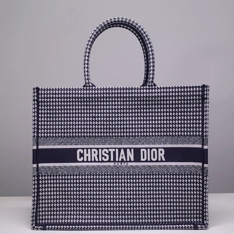 Christian Dior bags with a detachable coin purse insideChristian Dior  Bags - 3406