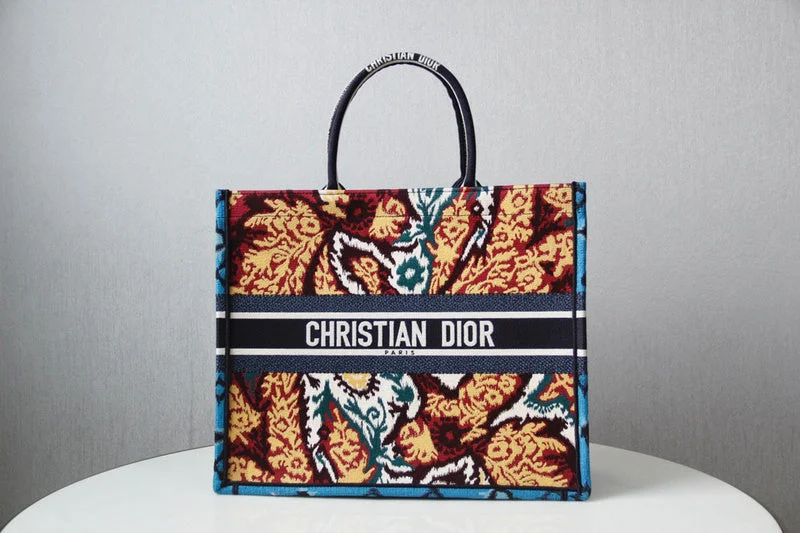 Luxury Christian Dior crossbody bags with a chain - link strapChristian Dior  Bags - 3412