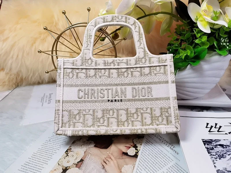 Luxury Christian Dior crossbody bags with a chain - link strapChristian Dior  Bags - 3426