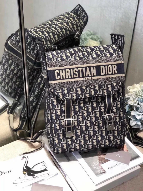 Trendsetting Christian Dior crossbody bags with a colorful strapChristian Dior  Bags - 3484