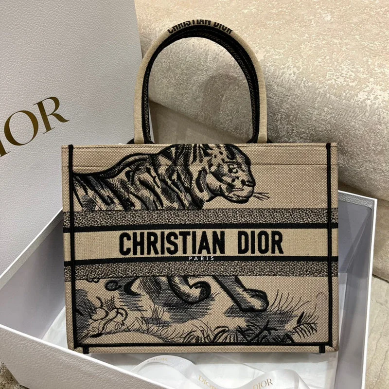 Christian Dior crossbody bags with a front - flap pocket for easy accessChristian Dior  Bags - 4178