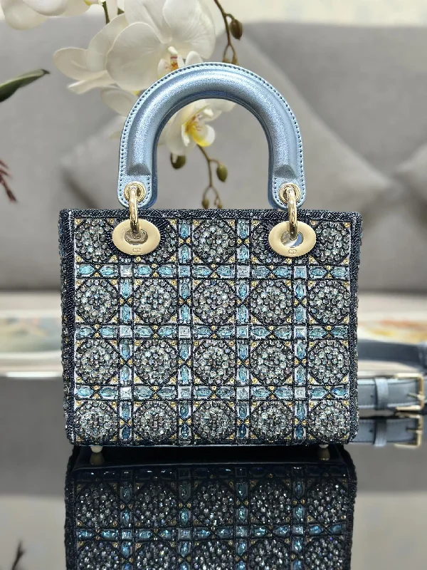 Christian Dior bags with a quilted pattern and gold - toned hardwareWF - Dior Bag - 023