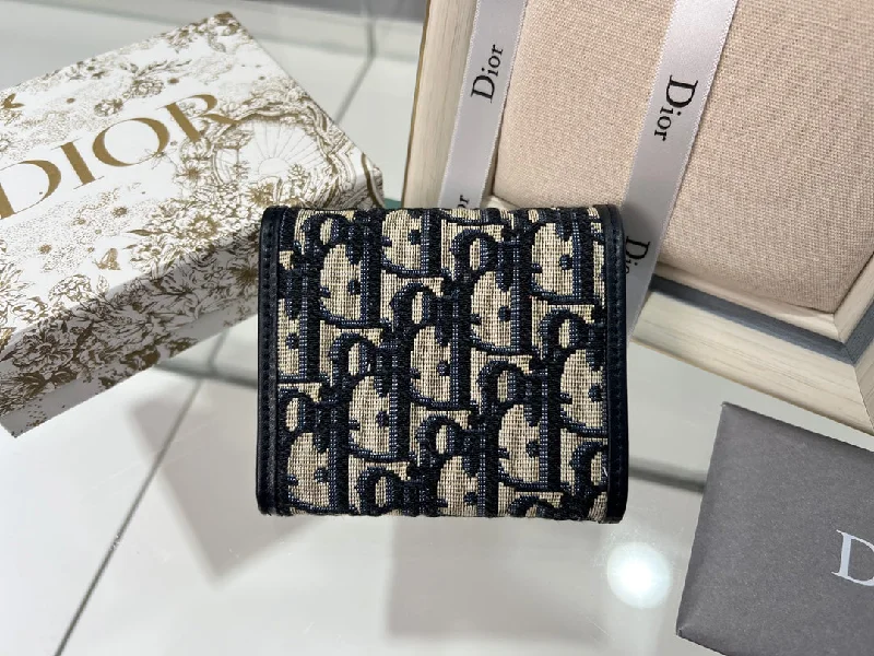 Christian Dior handbags with a detachable mirror for on - the - go touch - upsWF - Dior Bag - 063