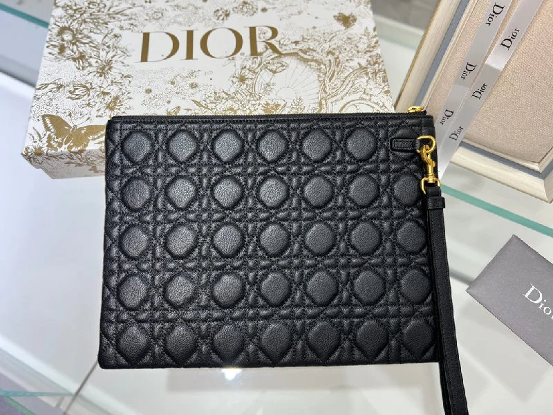 Christian Dior handbags with a removable shoulder strap for versatilityWF - Dior Bag - 065