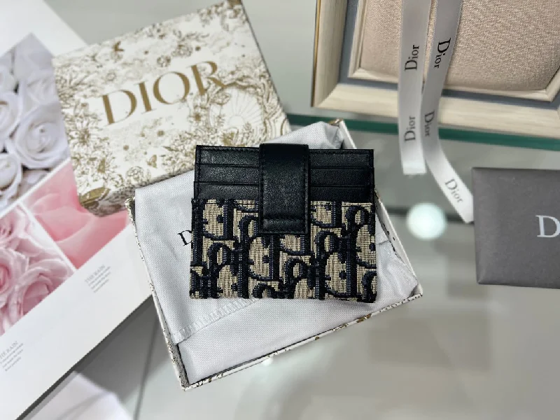 Christian Dior bags with a quilted pattern and gold - toned hardwareWF - Dior Bag - 080